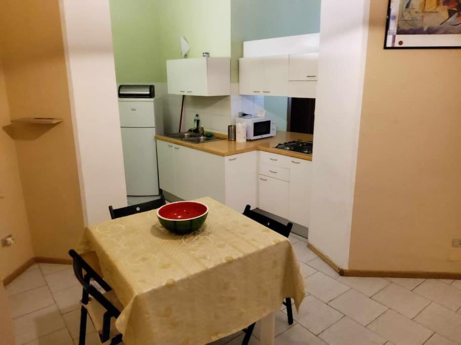 Antica Casa Odone Apartment Asti Bagian luar foto